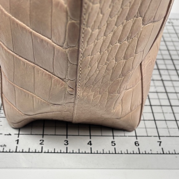 Furla pink Luxurious Beige Crocodile-Embossed Tote Bag - Picture 9 of 10